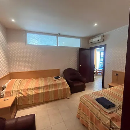 Miramar Front Self Catering No Swim Pool Access Apartament