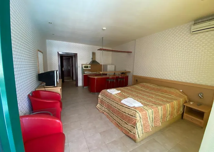 Miramar Front Self Catering No Swim Pool Access Apartament *