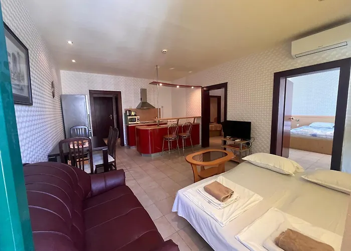 Miramar Front Self Catering No Swim Pool Access Apartament *