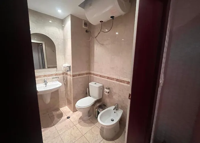 Miramar Front Self Catering No Swim Pool Access Apartament