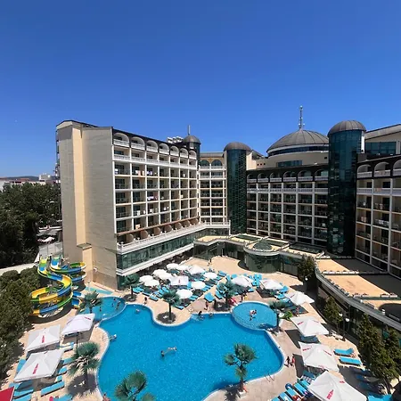 Apartman Miramar Front Self Catering No Swim Pool Access *