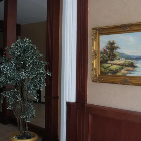 公寓 Miramar Front Self Catering No Swim Pool Access