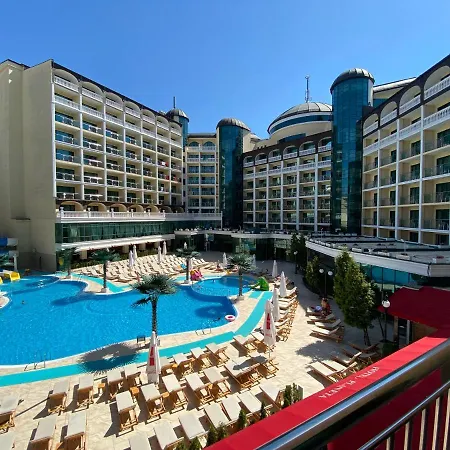 Miramar Front Self Catering Apartment