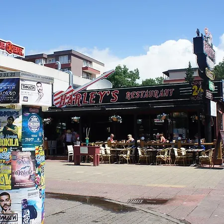 Miramar Front Self Catering No Swim Pool Access サニービーチ